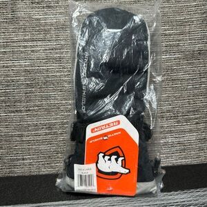 Arctic Shield Retain Classic Elite Mitten Size XL Black Gray